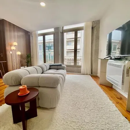 Padre Antonio Vieira Flat E - 2 Bedroom Near Campanha Train Station Apartament *