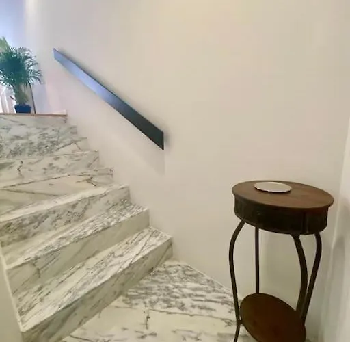 Padre Antonio Vieira Flat E - 2 Bedroom Near Campanha Train Station