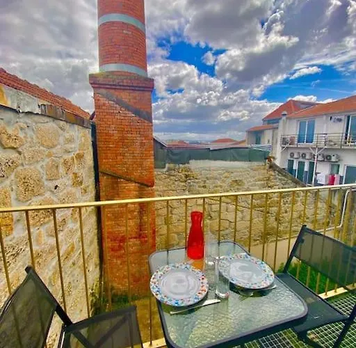 Padre Antonio Vieira Flat E - 2 Bedroom Near Campanha Train Station 波尔图